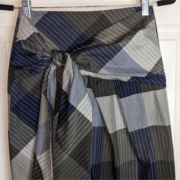 Zara Trafaluc Grey & Blue Plaid Asymmetrical Side Tie Dark Academia Skirt XS - Picture 6 of 13